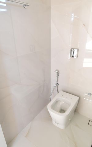 Casa de condomínio à venda com 340m², 5 quartos e 4 vagasBanheiro Suíte