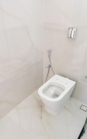 Casa de condomínio à venda com 340m², 5 quartos e 4 vagasBanheiro Suíte
