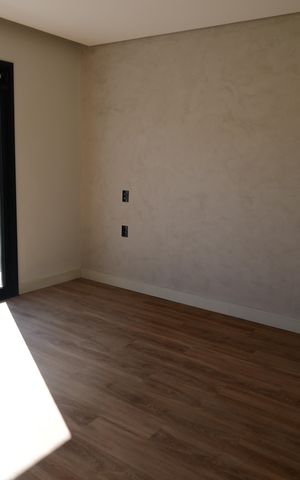 Casa de condomínio à venda com 340m², 5 quartos e 4 vagasQuarto 3 - Suíte