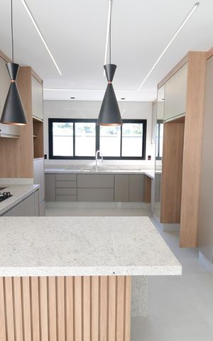 Casa de condomínio à venda com 340m², 5 quartos e 4 vagasCozinha