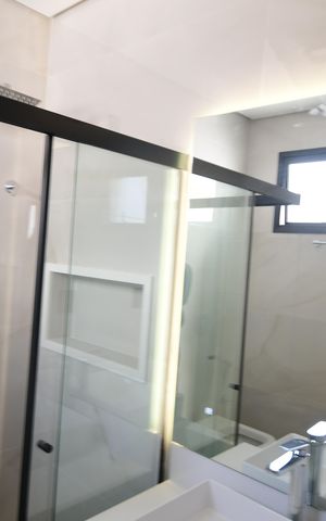 Casa de condomínio à venda com 340m², 5 quartos e 4 vagasBanheiro Suíte