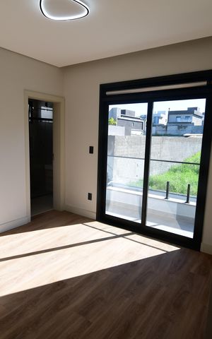 Casa de condomínio à venda com 340m², 5 quartos e 4 vagasQuarto 2 - Suíte