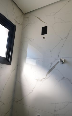Casa de condomínio à venda com 340m², 5 quartos e 4 vagasBanheiro Suíte