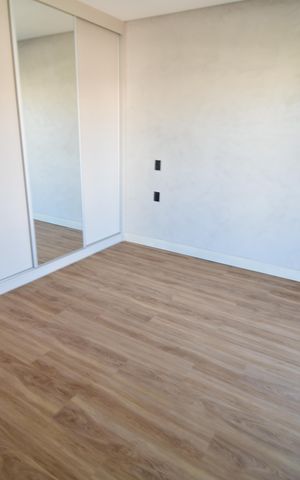 Casa de condomínio à venda com 340m², 5 quartos e 4 vagasQuarto 4 - Suíte