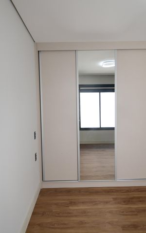 Casa de condomínio à venda com 340m², 5 quartos e 4 vagasQuarto 1 - Suíte