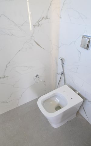 Casa de condomínio à venda com 340m², 5 quartos e 4 vagasBanheiro Suíte