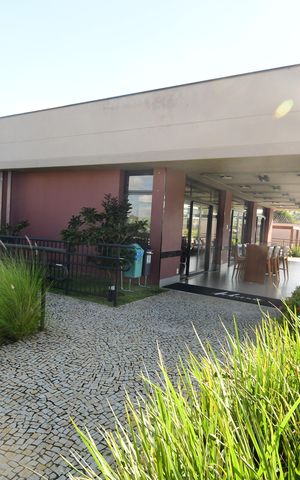 Casa de condomínio à venda com 340m², 5 quartos e 4 vagasÁrea comum - Salão de festas