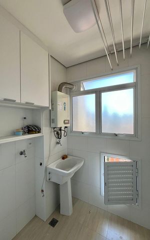 Apartamento à venda com 86m², 3 quartos e 2 vagas Apartamento à venda com 86m², 3 quartos e 2 vagasÁrea de Serviço