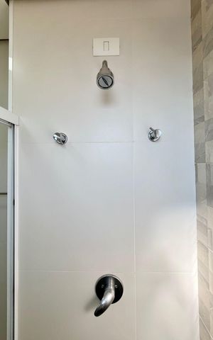 Apartamento à venda com 86m², 3 quartos e 2 vagas Apartamento à venda com 86m², 3 quartos e 2 vagasBanheiro da Suíte