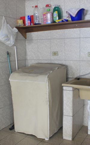 Casa à venda com 243m², 2 quartos e 2 vagasLavanderia 