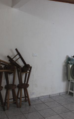 Casa à venda com 243m², 2 quartos e 2 vagasEdícula cozinha 