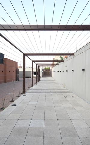 Apartamento à venda com 82m², 2 quartos e 2 vagasEntrada