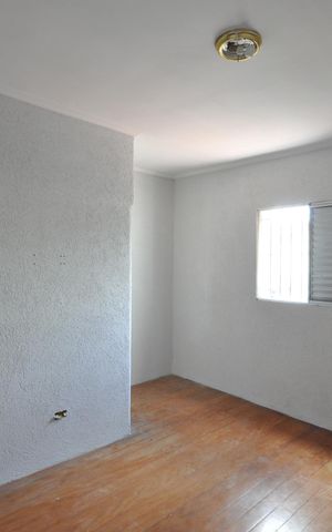 Casa para alugar com 98m², 3 quartos e 2 vagasQuarto 3