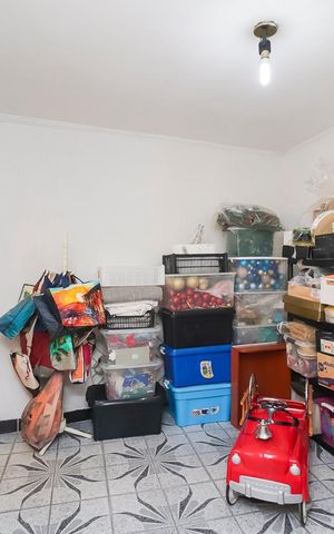 Casa à venda com 320m², 3 quartos e 5 vagasEdícula