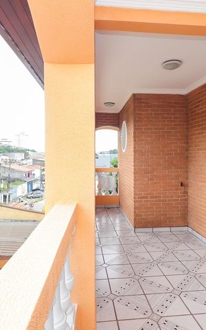 Casa à venda com 320m², 3 quartos e 5 vagasVaranda da Suíte 1