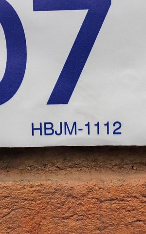 Casa à venda com 320m², 3 quartos e 5 vagasPlaquinha - Cód. HBJM-1112