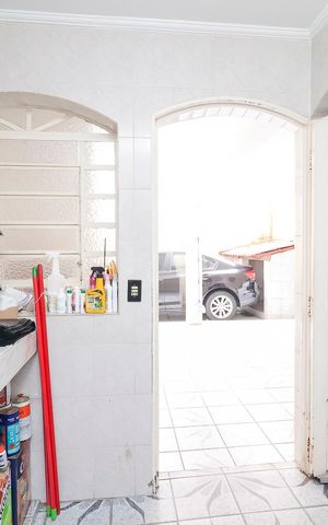 Casa à venda com 320m², 3 quartos e 5 vagasEdícula