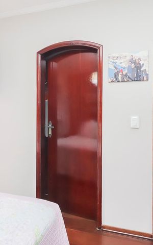 Casa à venda com 320m², 3 quartos e 5 vagasQuarto 1 - Suíte