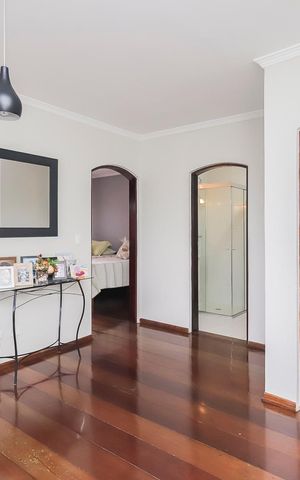 Casa à venda com 320m², 3 quartos e 5 vagasHall do Piso Superior