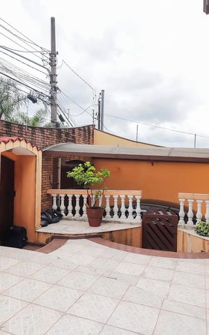 Casa à venda com 320m², 3 quartos e 5 vagasEntrada