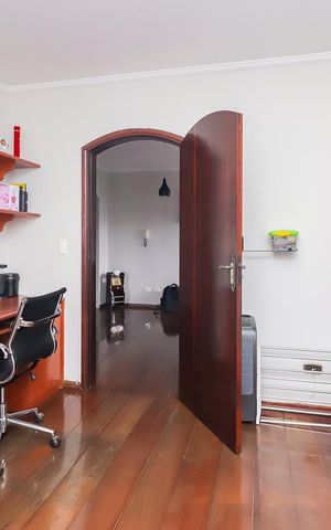 Casa à venda com 320m², 3 quartos e 5 vagasQuarto 3