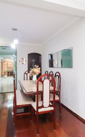 Casa à venda com 320m², 3 quartos e 5 vagasSala de Jantar