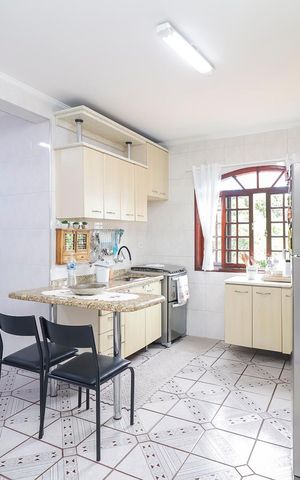 Casa à venda com 320m², 3 quartos e 5 vagasCozinha