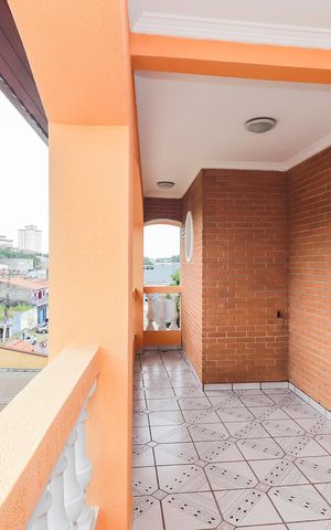 Casa à venda com 320m², 3 quartos e 5 vagasVaranda da Suíte 1