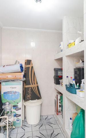 Casa à venda com 320m², 3 quartos e 5 vagasEdícula
