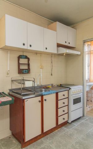 Apartamento à venda com 65m², 2 quartos e 2 vagasCozinha e Área de Serviço