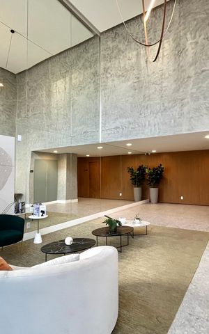 Apartamento à venda com 44m², 2 quartos e 1 vaga Apartamento à venda com 44m², 2 quartos e 1 vagaHall social