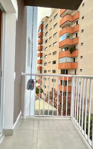 Apartamento à venda com 44m², 2 quartos e 1 vaga Apartamento à venda com 44m², 2 quartos e 1 vagaVaranda
