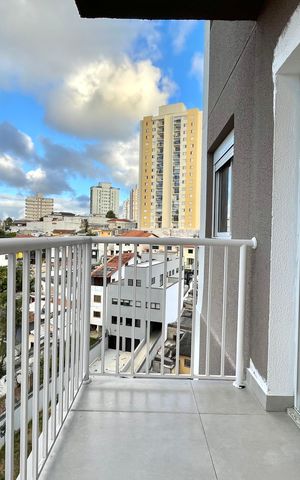 Apartamento à venda com 44m², 2 quartos e 1 vaga Apartamento à venda com 44m², 2 quartos e 1 vagaVaranda