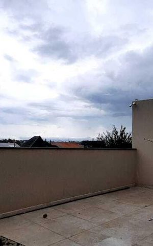 Casa para alugar com 300m², 4 quartos e 2 vagas