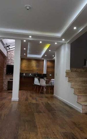 Casa para alugar com 300m², 4 quartos e 2 vagas Casa para alugar com 300m², 4 quartos e 2 vagasSala