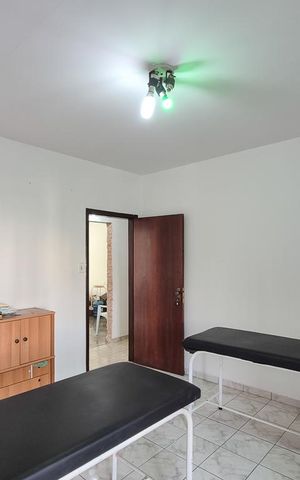 Casa à venda com 383m², 3 quartos e 4 vagas Casa à venda com 383m², 3 quartos e 4 vagasSuíte