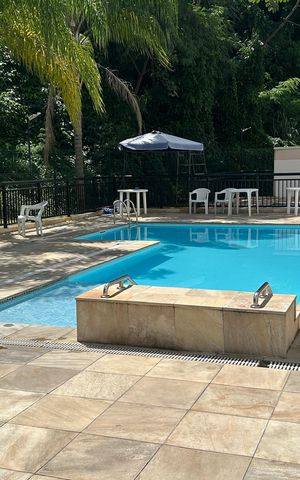 Apartamento à venda com 44m², 2 quartos e sem vagaÁrea comum - Piscina