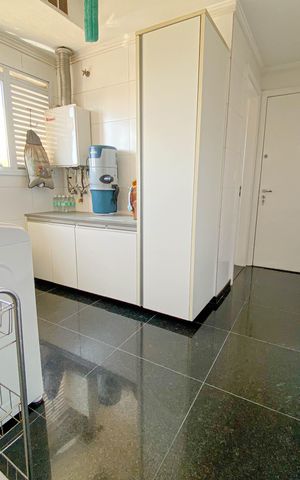 Apartamento à venda com 250m², 4 quartos e 5 vagas