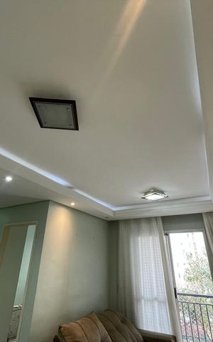 Apartamento à venda com 48m², 2 quartos e 1 vaga Apartamento à venda com 48m², 2 quartos e 1 vagaSala