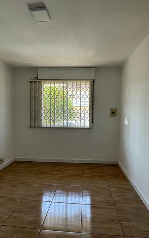 Apartamento para alugar com 68m², 2 quartos e sem vaga