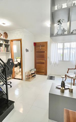 Casa de condomínio à venda com 102m², 2 quartos e 2 vagasSala/Cozinha