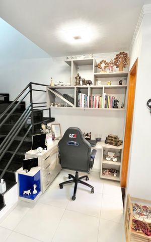 Casa de condomínio à venda com 102m², 2 quartos e 2 vagasSala/Cozinha