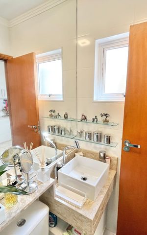 Casa de condomínio à venda com 102m², 2 quartos e 2 vagasBanheiro da Suíte 2