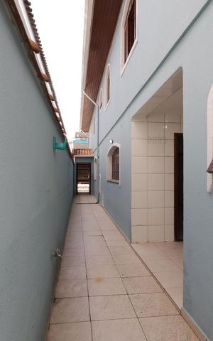 Casa para alugar com 211m², 3 quartos e 4 vagasCorredor