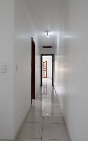 Casa para alugar com 211m², 3 quartos e 4 vagasCorredor dos quartos
