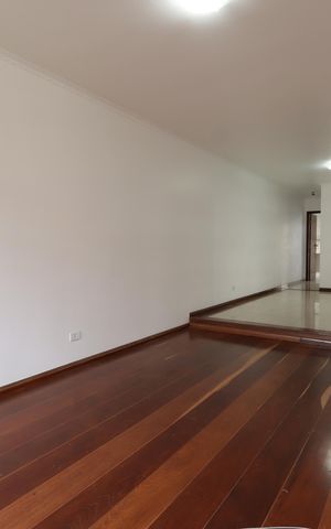 Casa para alugar com 211m², 3 quartos e 4 vagasSala