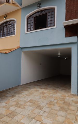 Casa para alugar com 211m², 3 quartos e 4 vagasGaragem