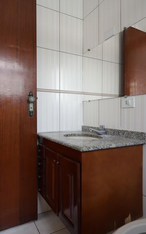 Casa para alugar com 211m², 3 quartos e 4 vagasBanheiro da Suíte 2