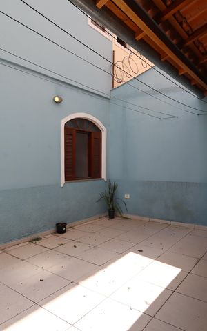 Casa para alugar com 211m², 3 quartos e 4 vagasÁrea externa