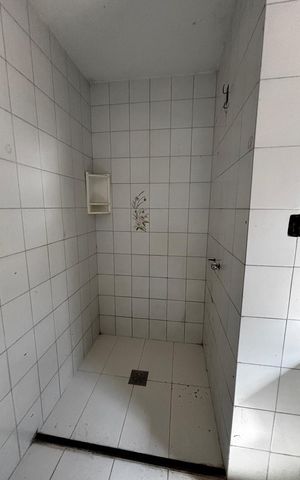Casa à venda com 180m², 3 quartos e 5 vagas